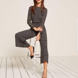 REFORMATION BLACK AND WHITE WIDE LEG JUMPSUIT SIZE 4 PETITE LIKE NEW